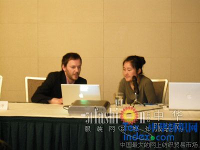保险女业务员潜规则_上海服装业务员的收入(2)