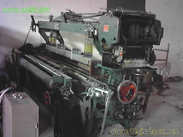 水力织布机发明者_剑杆织布机出租收入